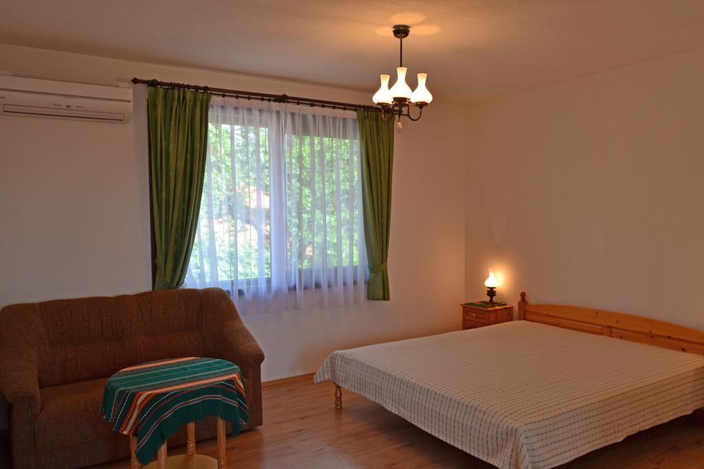 Guest House Stara Planina Калофер Стая снимка