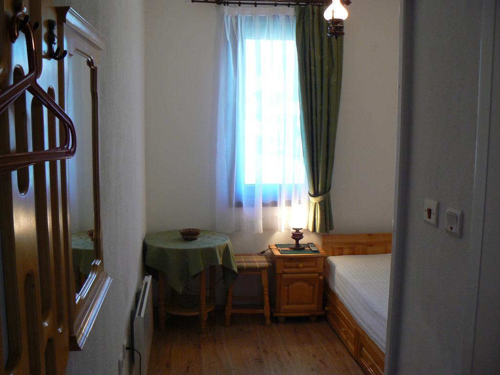 Guest House Stara Planina Калофер Стая снимка