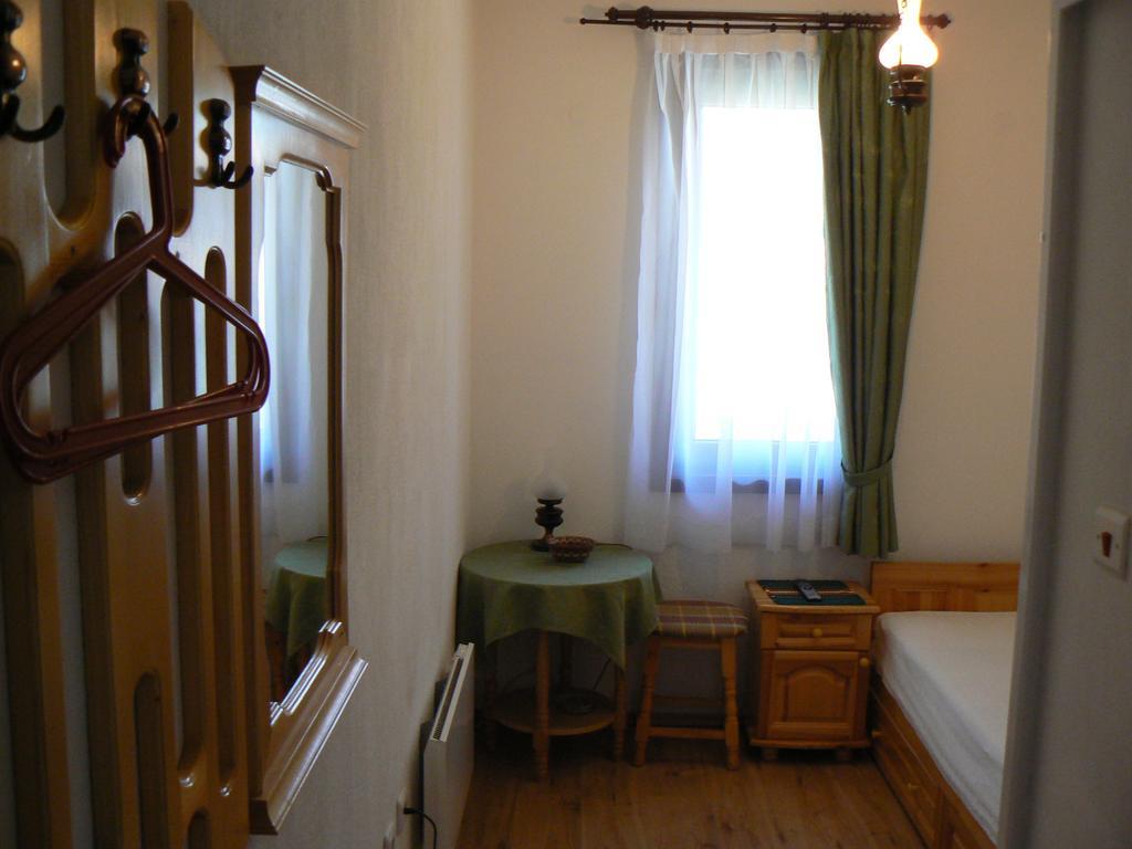 Guest House Stara Planina Калофер Стая снимка